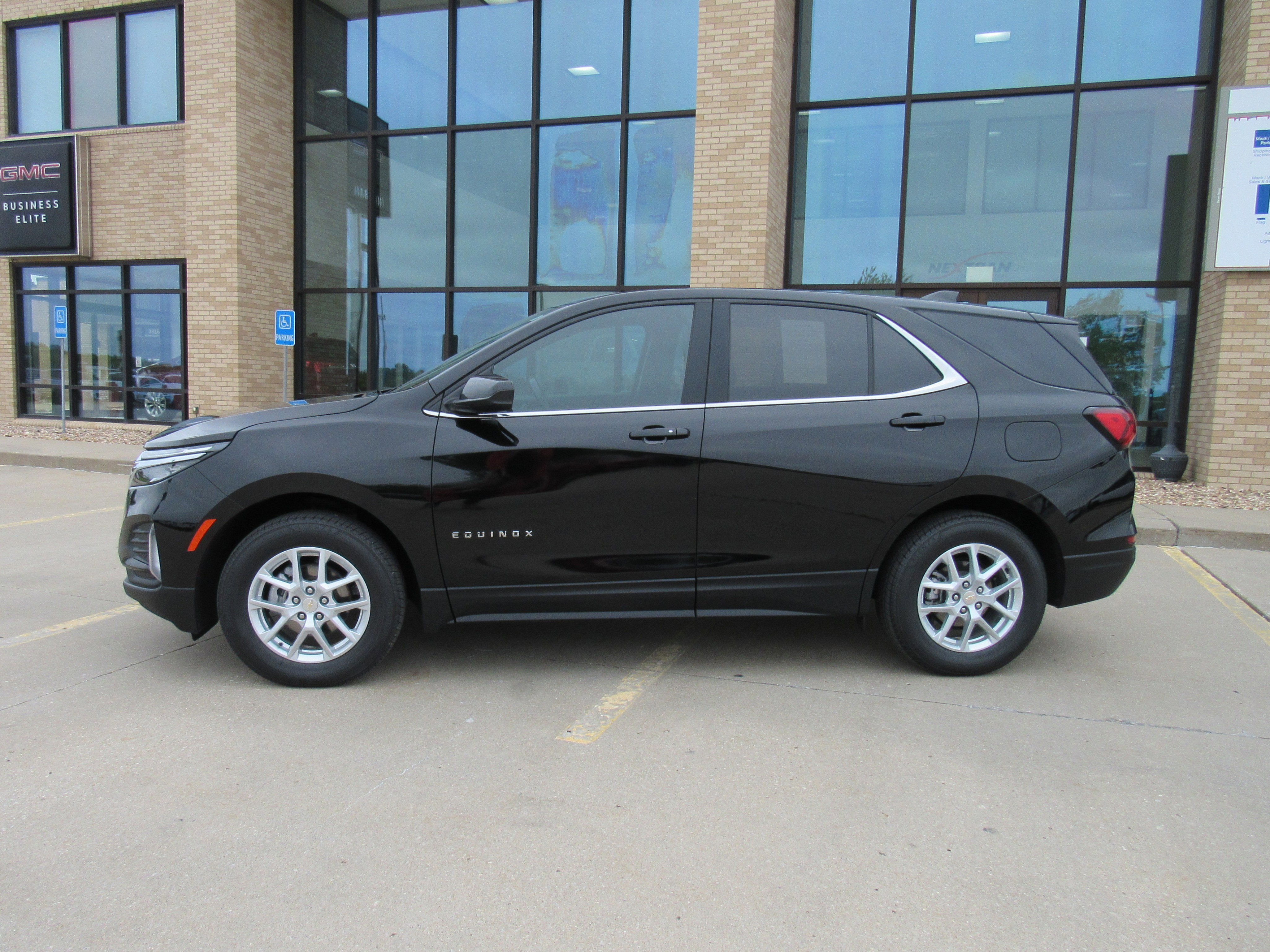 2023 Chevrolet Equinox — side profile view