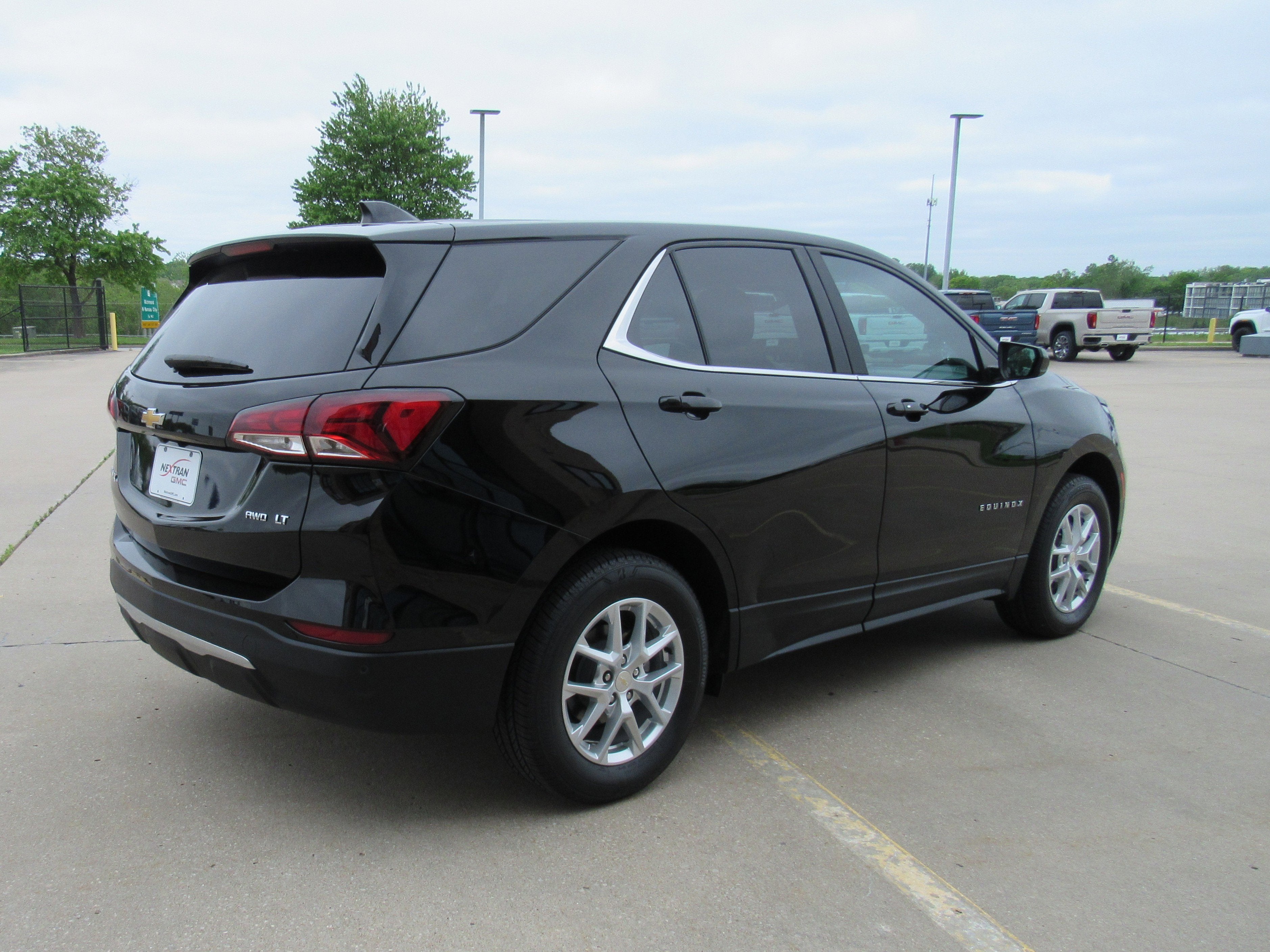 2023 Chevrolet Equinox — detail view